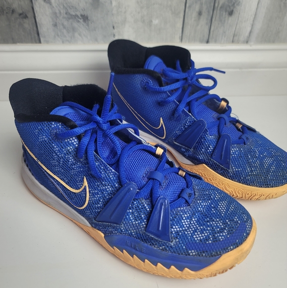 Nike Other - Nike Kyrie 7 Hyper Royal Unisex Sneaker